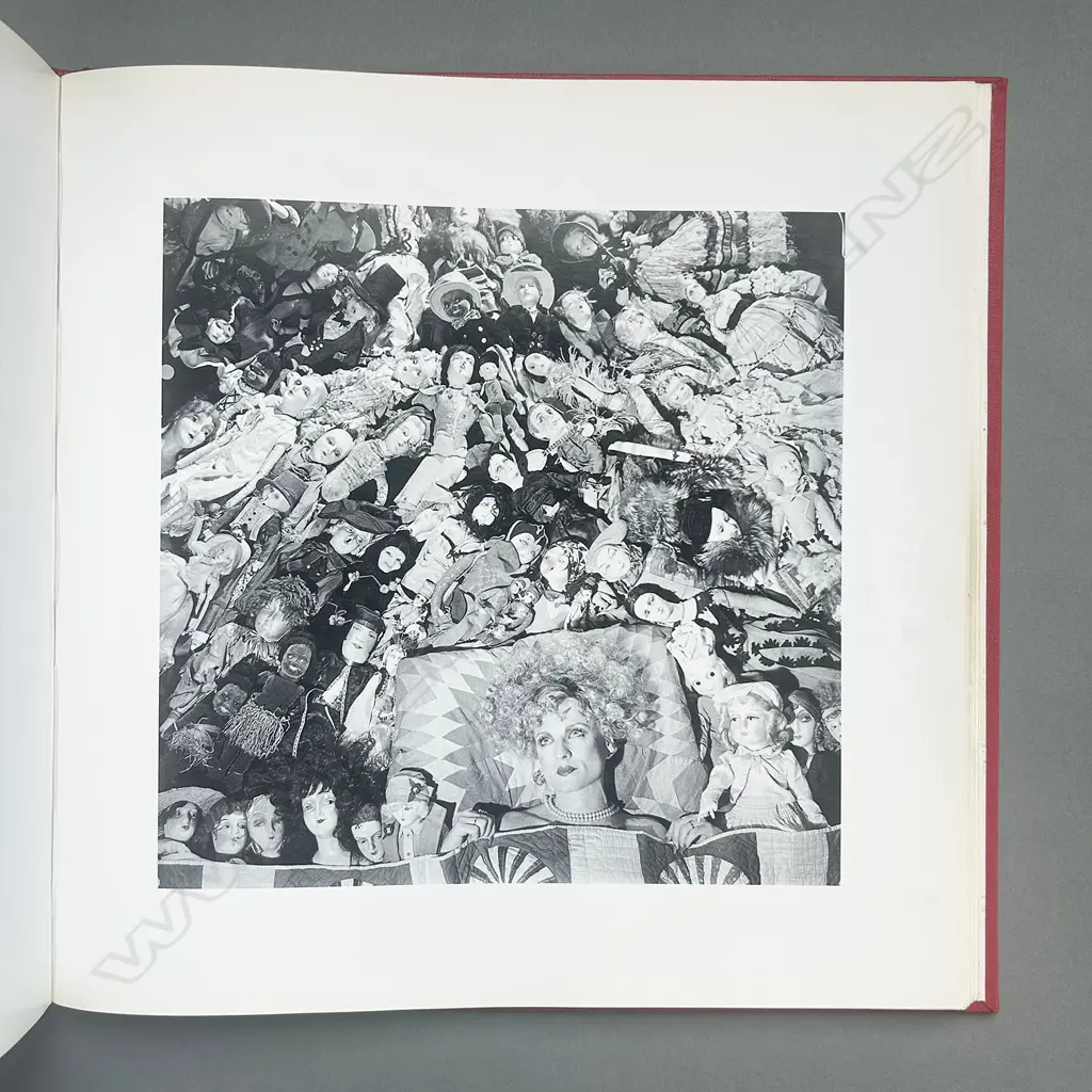 STEVEN ARNOLD: RELIQUARIES Image 1++